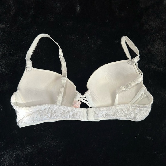 Candie’s White Lace Push-Up Bra - Size 34B - Picture 6 of 9